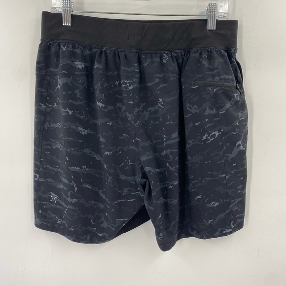 Lululemon T.H.E. Short Liner-less 7" Athletic Shorts Camouflage Blue Size Large - Picture 6 of 6